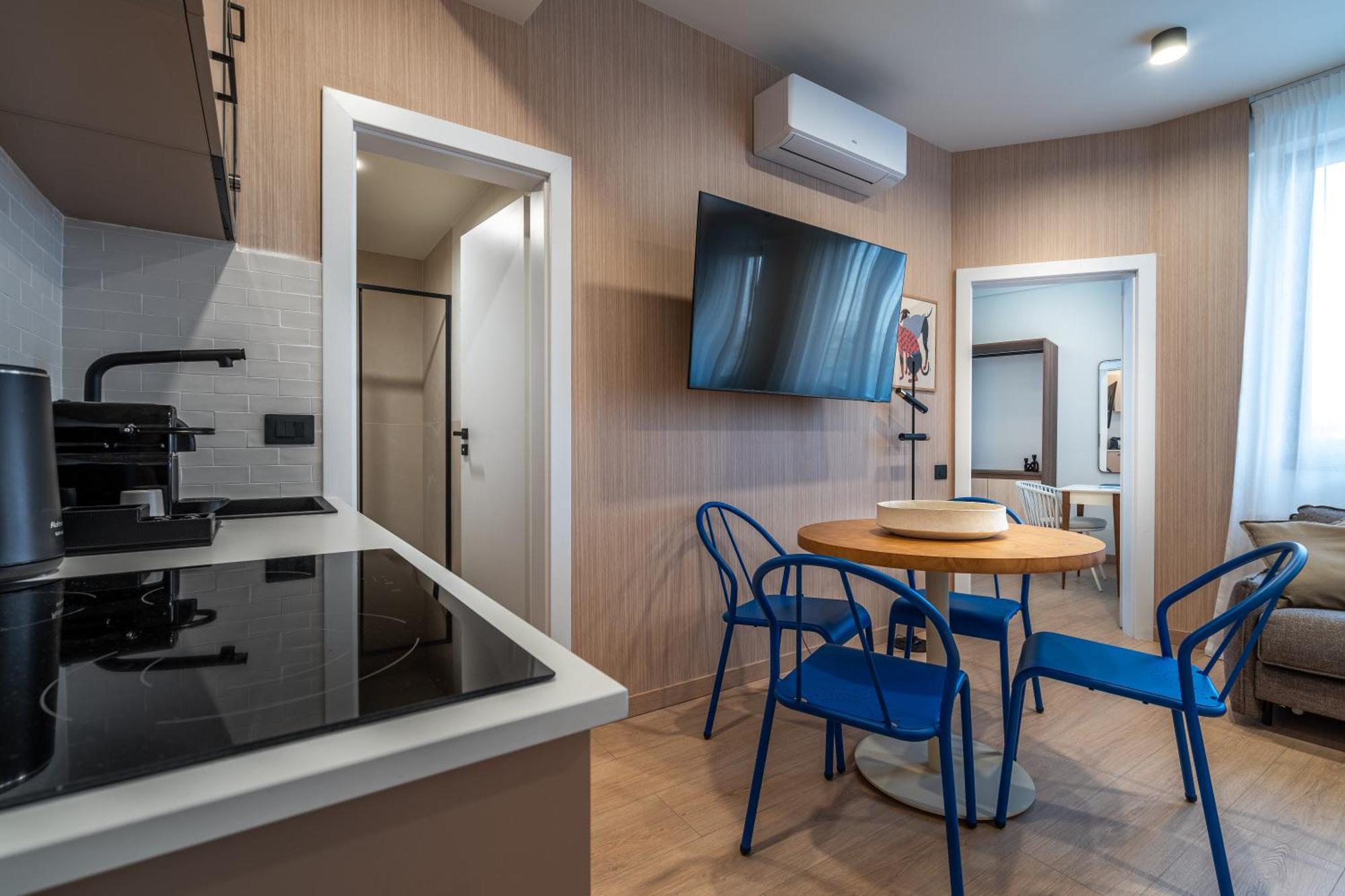 Old Town Apartments By Olala Homes Bucharest Exterior photo